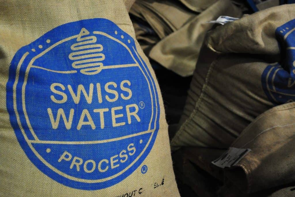 Minden, amit tudni akarsz a koffeinmentes kávéról
